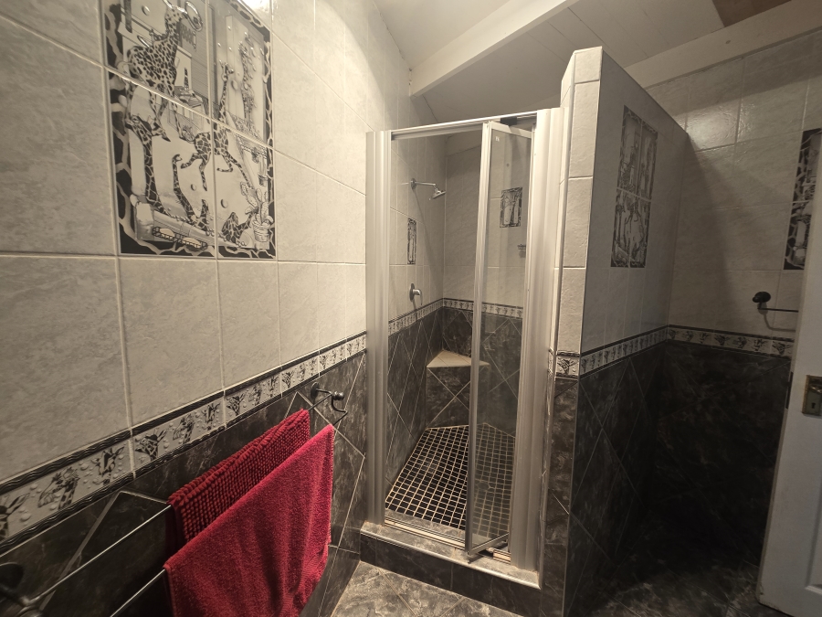 4 Bedroom Property for Sale in Lindequesdrif North West